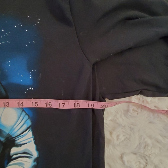 â˘H & M⢠NASAâ˘astronautâ˘UNISEXâ˘l/sâ˘NWTâ˘2 sizes, Sml & Lrg.⢠- Picture 5 of 16